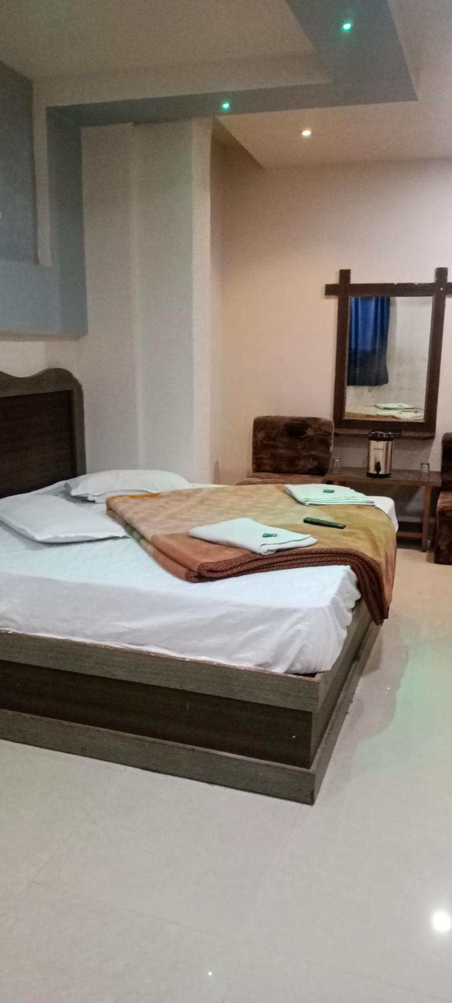 New Hotel Rajvihar Pachmarhī Extérieur photo
