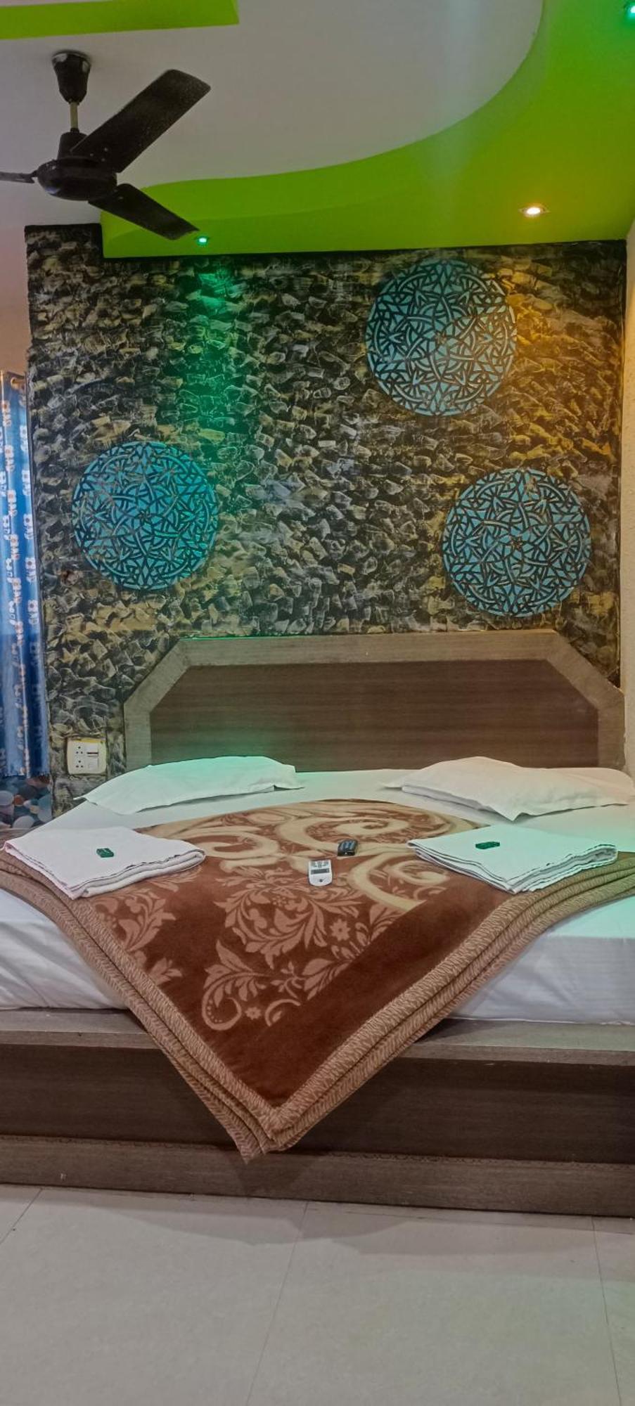 New Hotel Rajvihar Pachmarhī Extérieur photo